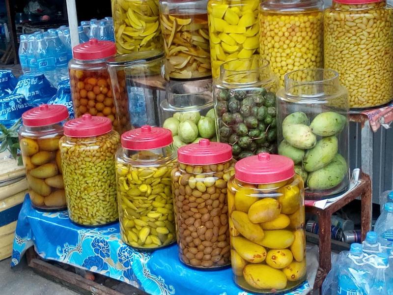 Маринованные фрукты и овощи