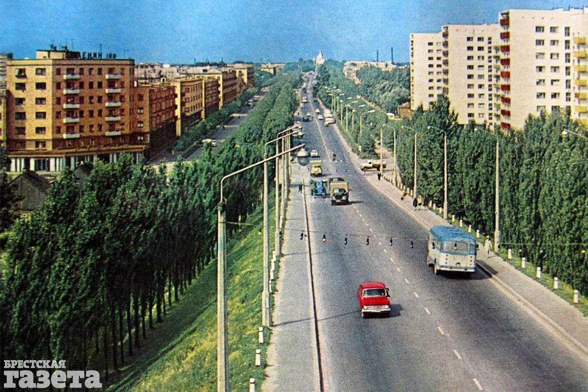 Улица Московская (проспект Машерова), 1973 год