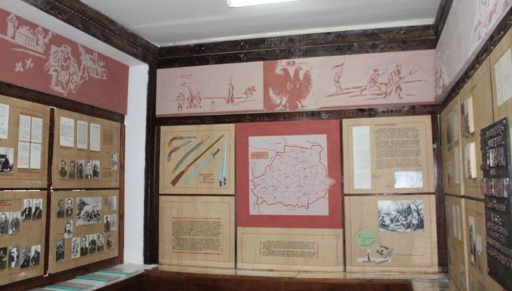 Школьный музей, экспозиция.