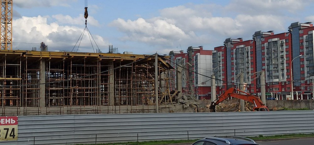 Восстановительные работы в ТРЦ на Московской в Бресте