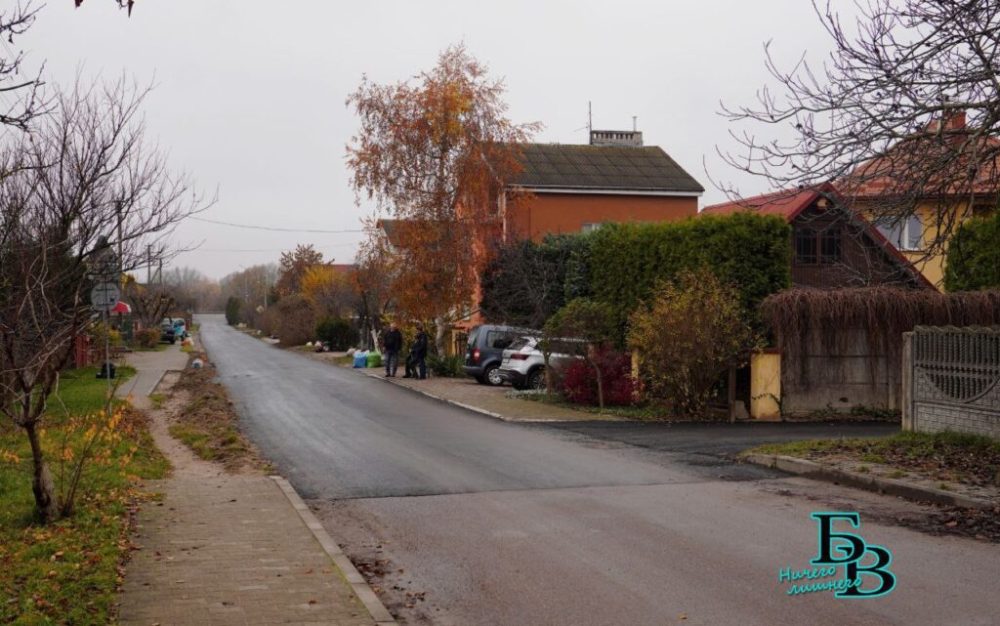 Асфальт в переулке Гагарина в Бресте. Фото: «Брестский вестник»