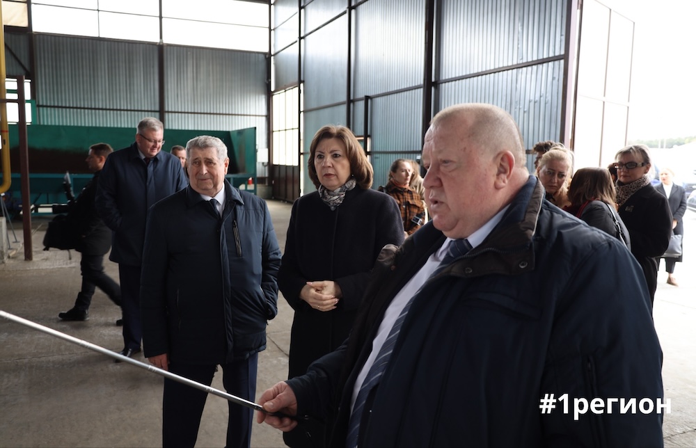 Директор ОАО «Парохонское» Владимир Хроленко. 