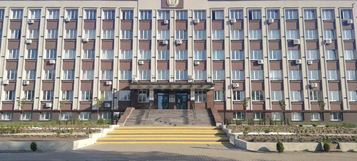 Фасад Пинского горисполкома