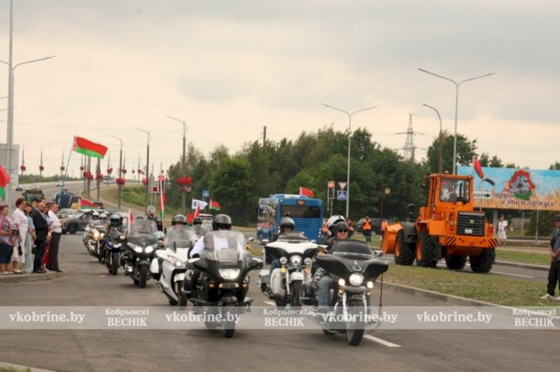 Открытие новой дороги на улице Республиканской в Кобрине 3 июля 2026 года